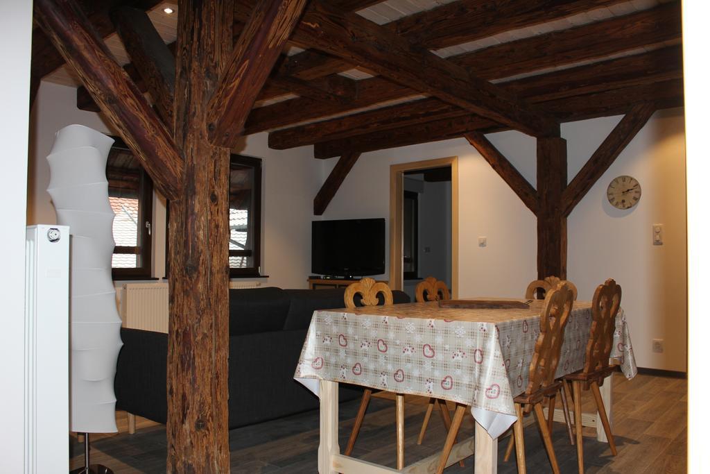 Gite De L'Ours Grognon Dambach-la-Ville Exterior photo